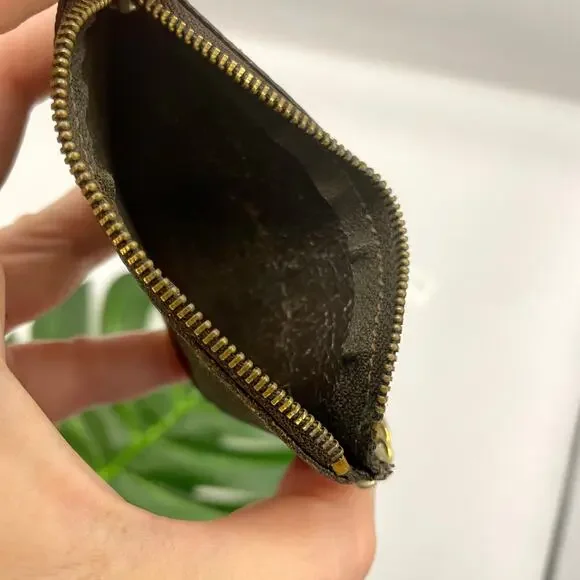 Louis Vuitton RARE Pochette Cles Key Pouch Vintage 1st Edition Monogram Keychain - Picture 8 of 9